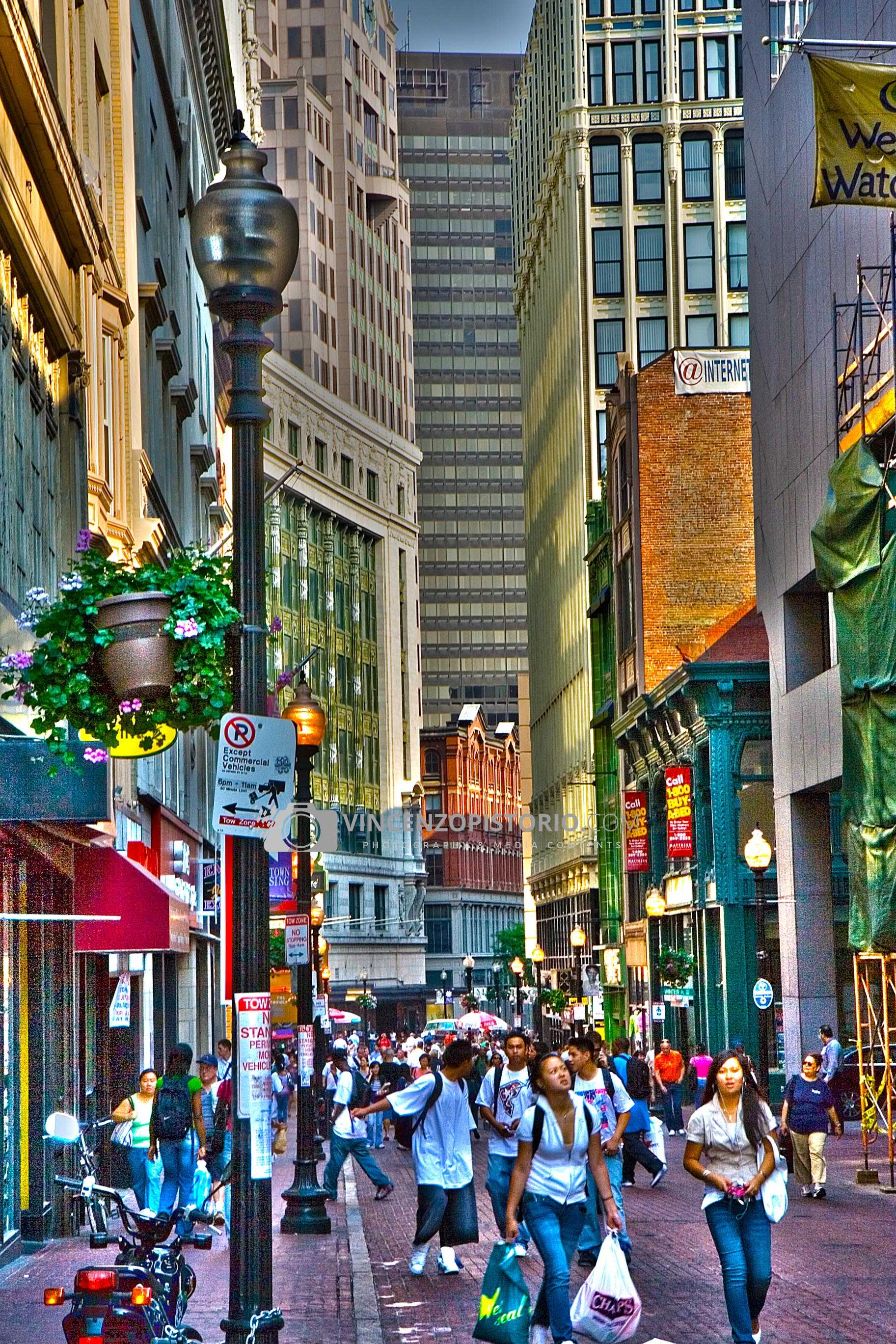 People on shopping – HDR