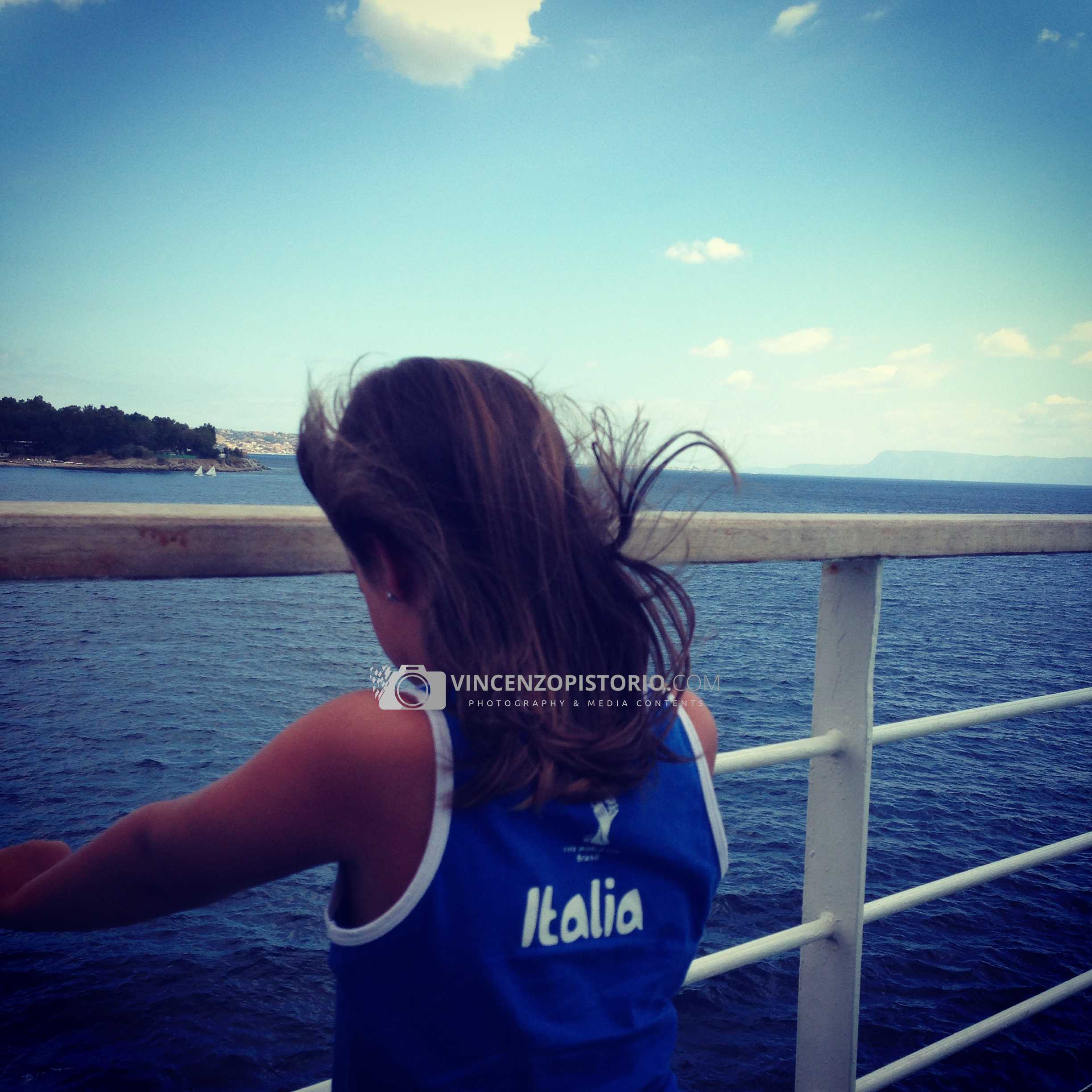 Elisa sul traghetto